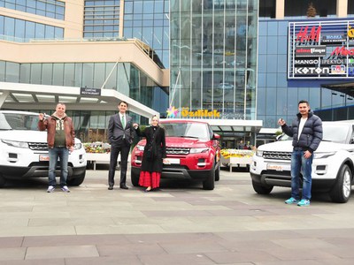 Alışverişin Keyfini Sürün Kampanyası Talihlileri Araçlarını Teslim Aldı